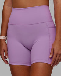Woman wearing Fusion Ultra High-Rise 6" Short Pockets - Light Violet | Model:Asia | Size:S | Thumbnail Index: 0