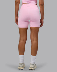 Woman wearing Fusion Ultra High-Rise 6" Short Pockets - Pale Pink | Model:Sophie | Size:S | Thumbnail Index: 2