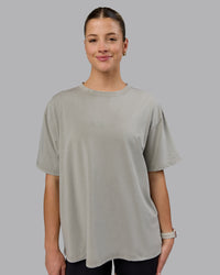 Woman wearing Go-To FLXCotton Oversized Tee Washed - Elephant | Thumbnail Index: 0