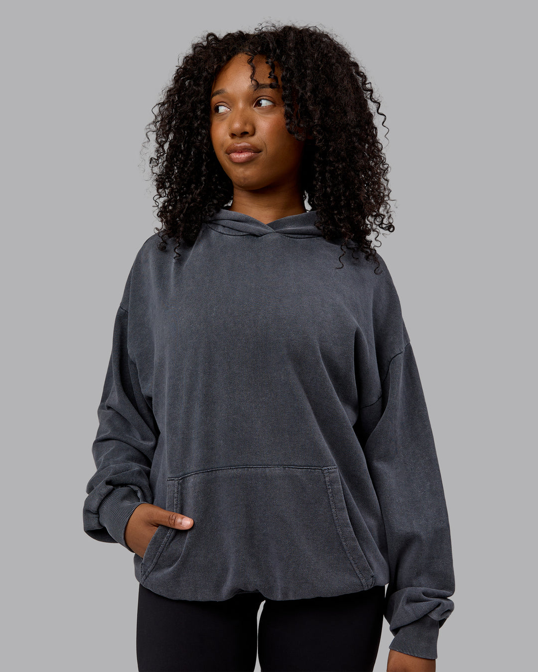 Woman wearing Unisex Washed Set the Standard Hoodie Oversize - Black-Greyish Purple - view 3