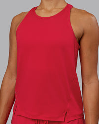 Woman wearing Pace Running Tank - Scarlet | Thumbnail Index: 3