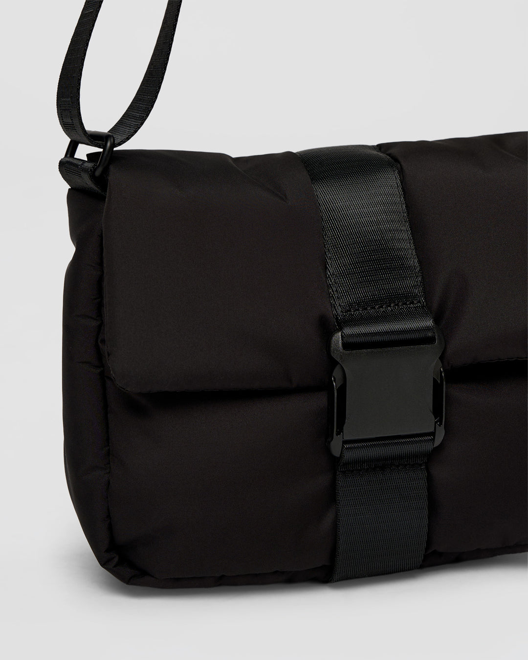 Puffer Crossbody Bag - Black - view 7