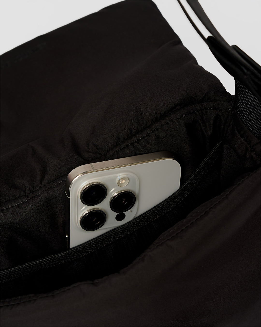 Puffer Crossbody Bag - Black - view 2