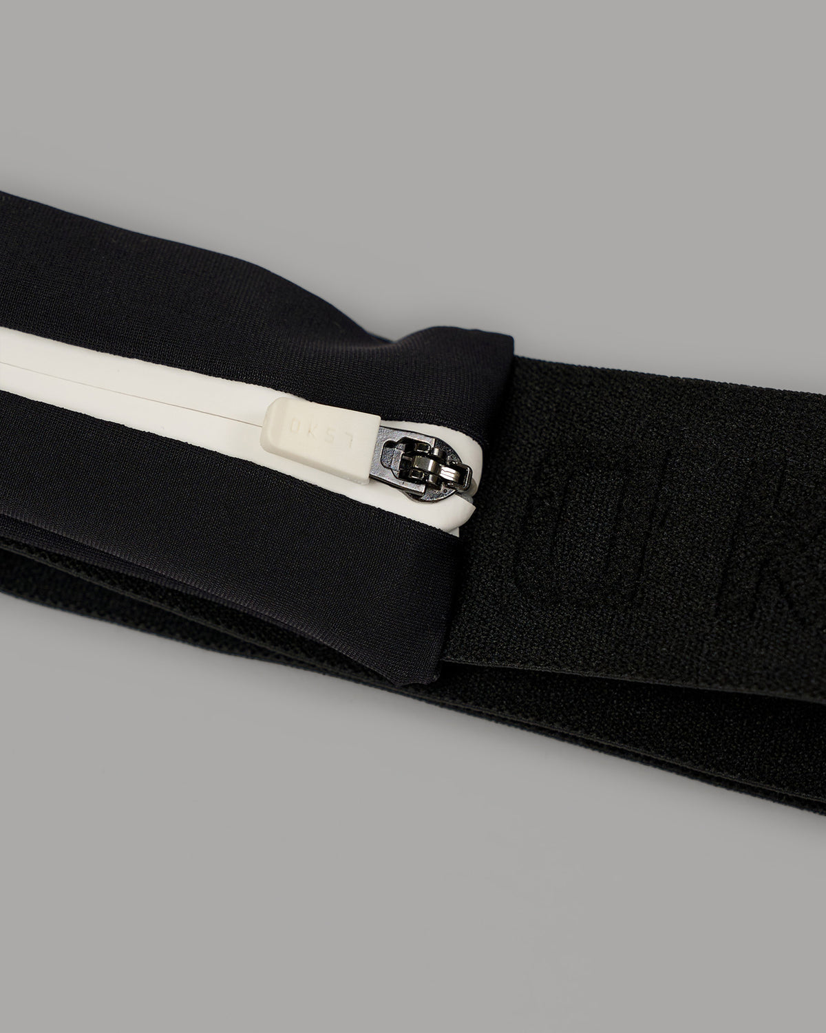 Lockable Zip Closure