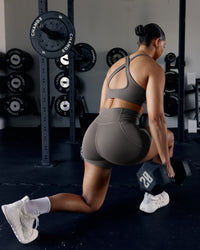 Woman wearing Fusion Ultra High-Rise 4" Short Pockets - Dark Storm | Model:Ayla | Size:S | Thumbnail Index: 3