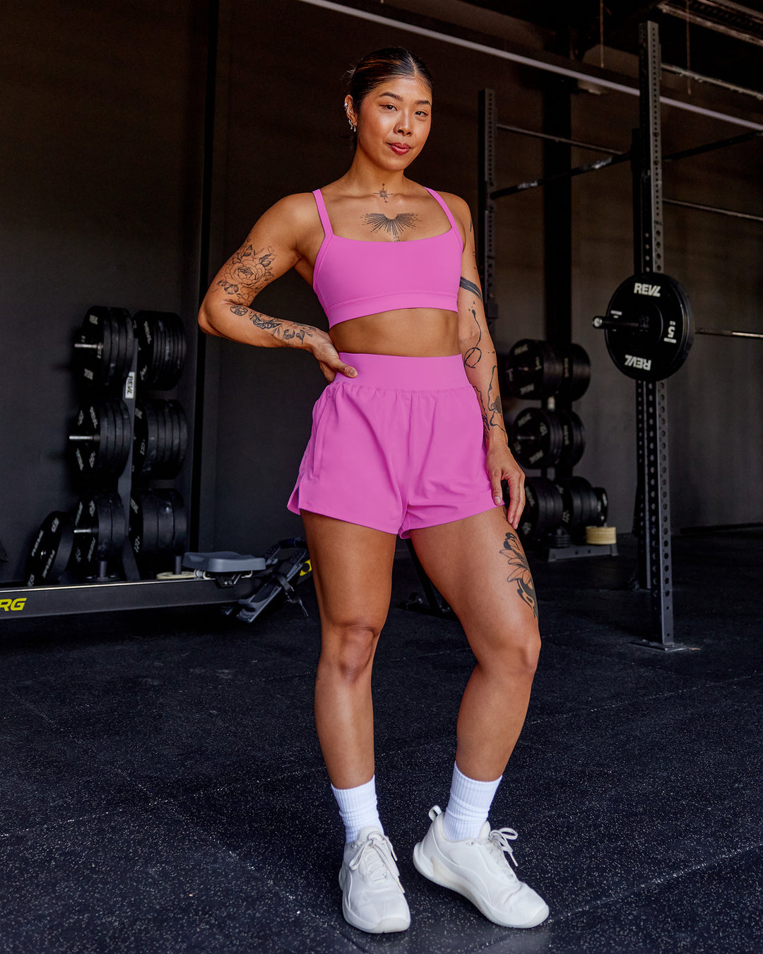 Woman wearing Momentum Sports Bra - Ultra Fuchsia | Model:Beccie | Size:S - view 5