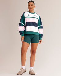 Woman wearing Power Sweater - Future Navy-Teal | Model:Ysabella | Size:S | Thumbnail Index: 5