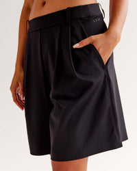 Woman wearing StretchShift Wide Leg Short - Black | Model:Ruby | Size:S | Thumbnail Index: 2