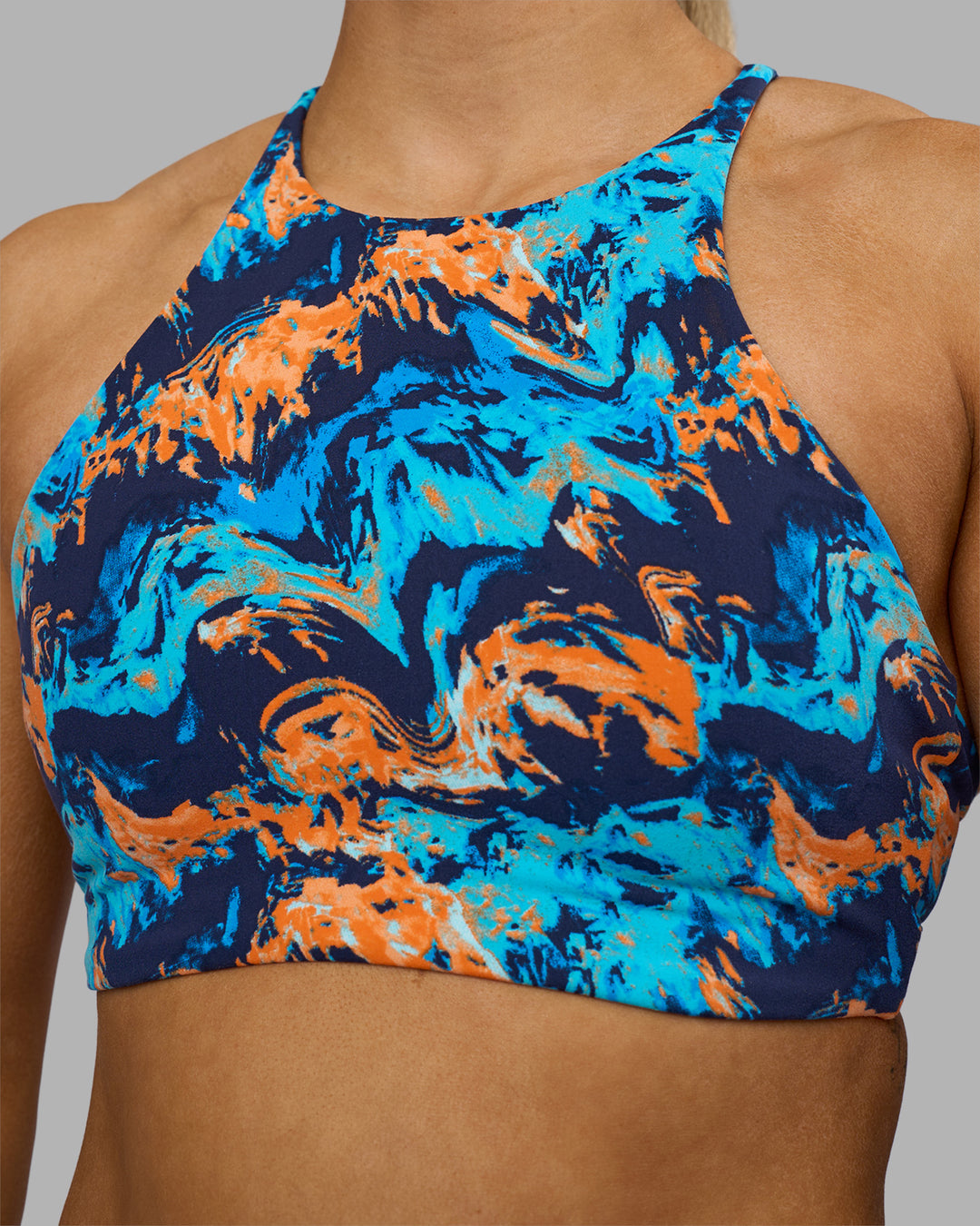 Woman wearing AMRAP High Neck Sports Bra - React Print | Model:Georgia | Size:S - view 4