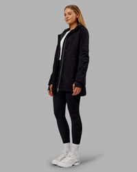 Woman wearing Auxiliary 2.0 Jacket - Black | Model:Ella | Size:S | Thumbnail Index: 13
