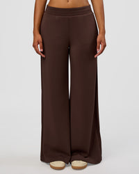Woman wearing CF Elevate SoftTouch Pintuck Wide Leg Pant - Hot Chocolate | Model:Jordan | Size:S | Thumbnail Index: 1