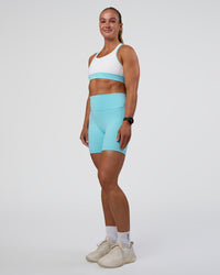 Woman wearing Distinction Sports Bra 2.0 - White-Baltic Sea | Model:Sav | Size:S | Thumbnail Index: 4