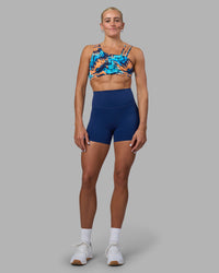 Woman wearing Elixir Ultra High-Rise 4" Short - Midnight Blue | Model:Katie | Size:S | Thumbnail Index: 4