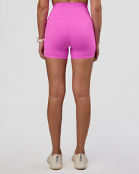 Woman wearing Elixir Ultra High-Rise 4" Short - Ultra Fuchsia | Model:Myrte | Size:S | Thumbnail Index: 3