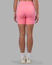 Woman wearing Elixir Ultra High-Rise 6" Short - Candy Pink | Model:Phoebe | Size:S | Thumbnail Index: 6