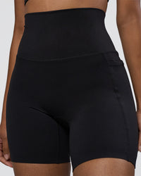 Woman wearing Elixir Ultra High-Rise 6" Short Pockets - Black | Model:Jordan | Size:S | Thumbnail Index: 2