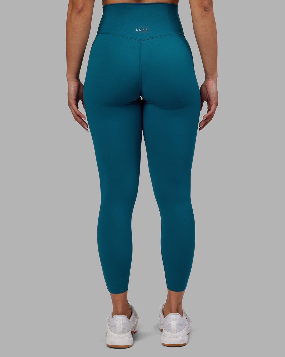 Woman wearing Elixir Ultra High-Rise 7/8 Legging - Blue Coral | Model:Ayla | Size:S - view 3