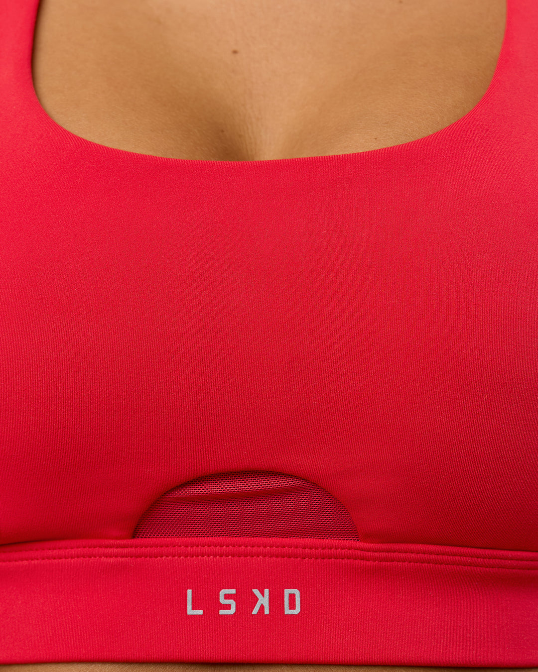 Woman wearing Fast Track Sports Bra Scarlet | Model:Bianca | Size:S | - view 6