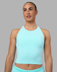 Woman wearing Flow Performance Tank 2.0 - Island Paradise | Model:Sophie | Size:S | Thumbnail Index: 3