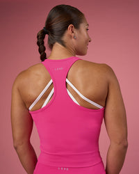 Woman wearing Flow Performance Tank 2.0 - Ultra Pink | Model:Hannah | Size:S | Thumbnail Index: 2