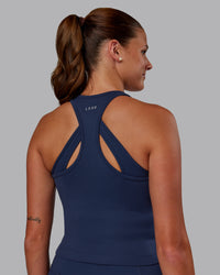 Woman wearing Flow Performance Tank - Future Navy | Model:Phoebe | Size:S | Thumbnail Index: 3