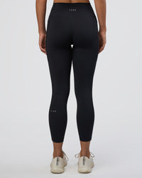 Woman wearing Fusion Ultra High-Rise 7/8 Legging Pockets - Black | Model:Amity | Size:S | Thumbnail Index: 3