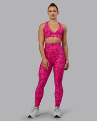 Woman wearing Fusion Ultra High-Rise Full Length Legging Pockets - Strawberry-Lava Lamp | Model:Zoe | Size:S | Thumbnail Index: 7