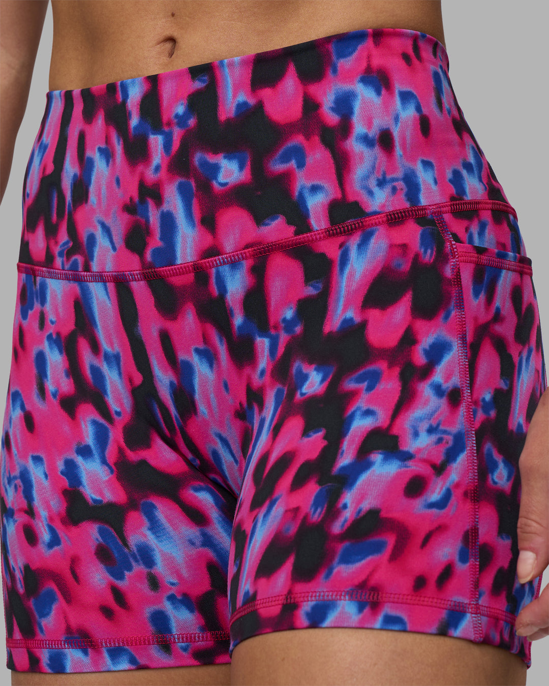 Woman wearing Fusion High-Rise 4" Short Pockets - Pink Luminous | Model:Hannah | Size:S - view 7