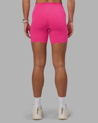 Woman wearing Fusion High-Rise 6" Short Pockets - Ultra Pink | Model:Hannah | Size:S | Thumbnail Index: 3