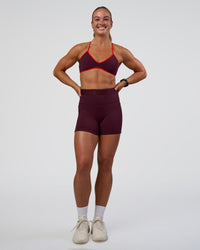 Woman wearing Fusion Jacquard High-Rise 4” Short Pockets - Cherry Lacquer | Model:Sav | Size:S | Thumbnail Index: 6