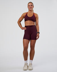 Woman wearing Fusion Jacquard High-Rise 6" Short Pockets - Cherry Lacquer | Model:Sav | Size:S | Thumbnail Index: 7
