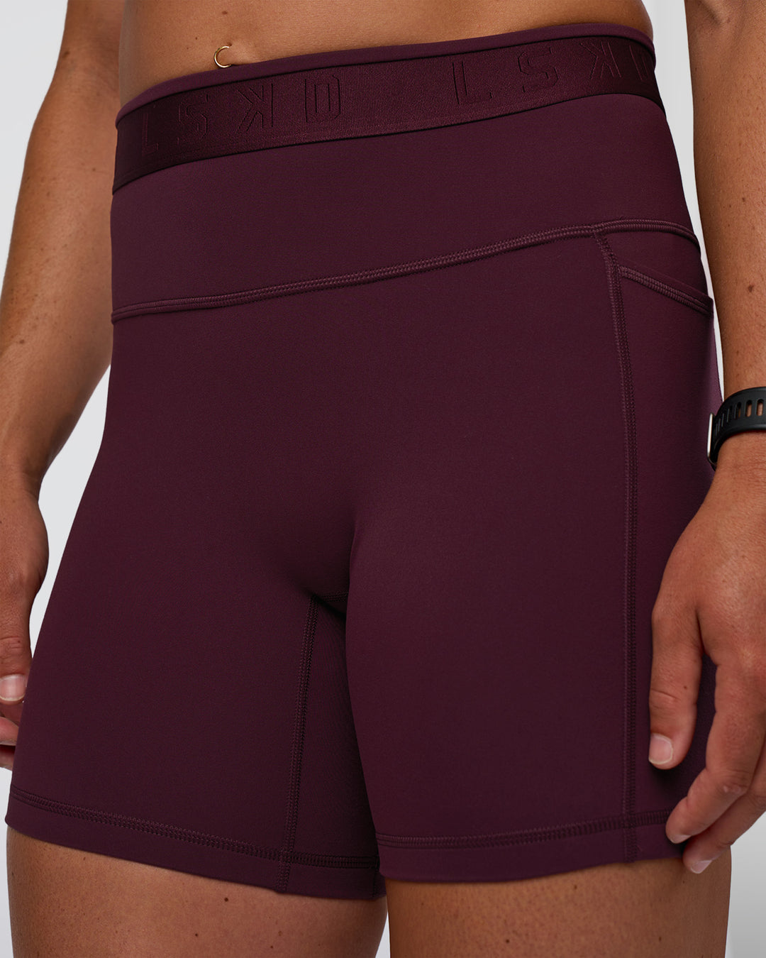 Woman wearing Fusion Jacquard High-Rise 6" Short Pockets - Cherry Lacquer | Model:Sav | Size:S - view 7