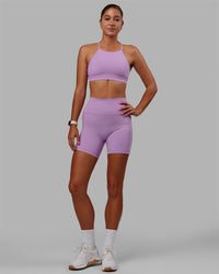 Woman wearing Fusion Ultra High-Rise 6" Short Pockets - Light Violet | Model:Asia | Size:S | Thumbnail Index: 4
