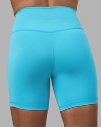 Woman wearing Fusion Ultra High-Rise 6" Short - Blue Atoll | Model:Katie | Size:S | Thumbnail Index: 7