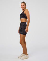 Woman wearing Fusion Ultra High-Rise 6" Short Pockets - Black Tie Dye | Model:Amity | Size:S | Thumbnail Index: 5