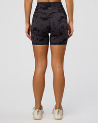 Woman wearing Fusion Ultra High-Rise 6" Short Pockets - Black Tie Dye | Set:true | Angle:back | Model:Amity | Size:S | Thumbnail Index: 3