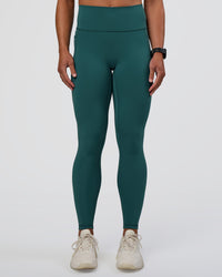 Woman wearing Fusion Ultra High-Rise Full Length Legging Pockets - Transformative Teal | Model:Sav | Size:S | Thumbnail Index: 5