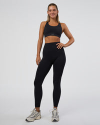 Woman wearing Fusion Sports Bra 2.0 - Black | Model:Amity | Size:S | Thumbnail Index: 3
