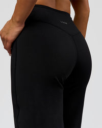 Woman wearing Fusion V-Contour High-Rise Pant - Black | Model:Bianca | Size:S | Thumbnail Index: 1