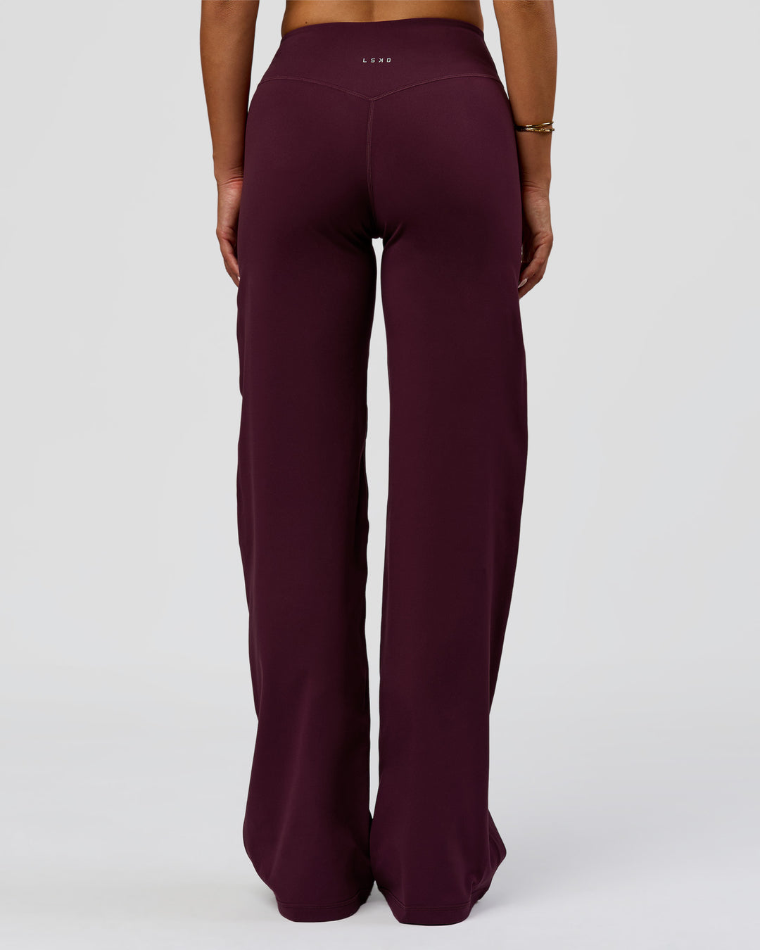 Woman wearing Fusion V-Contour High-Rise Pant - Cherry Lacquer | Model:Bianca | Size:S - view 11