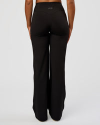 Woman wearing Fusion V-Contour High-Rise Tall Pant - Black | Model:Rosie | Size:S | Thumbnail Index: 6