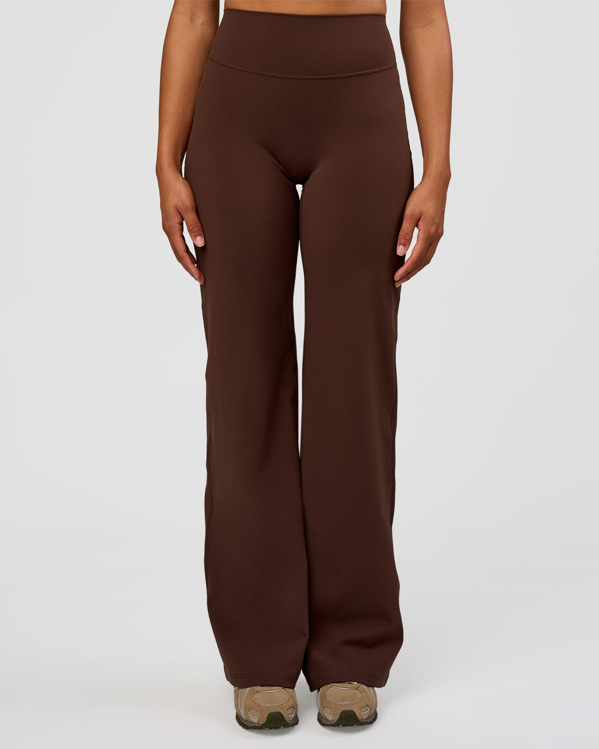 Woman wearing Fusion V-Contour High-Rise Tall Pant - Hot Chocolate | Model:Rosie | Size:S