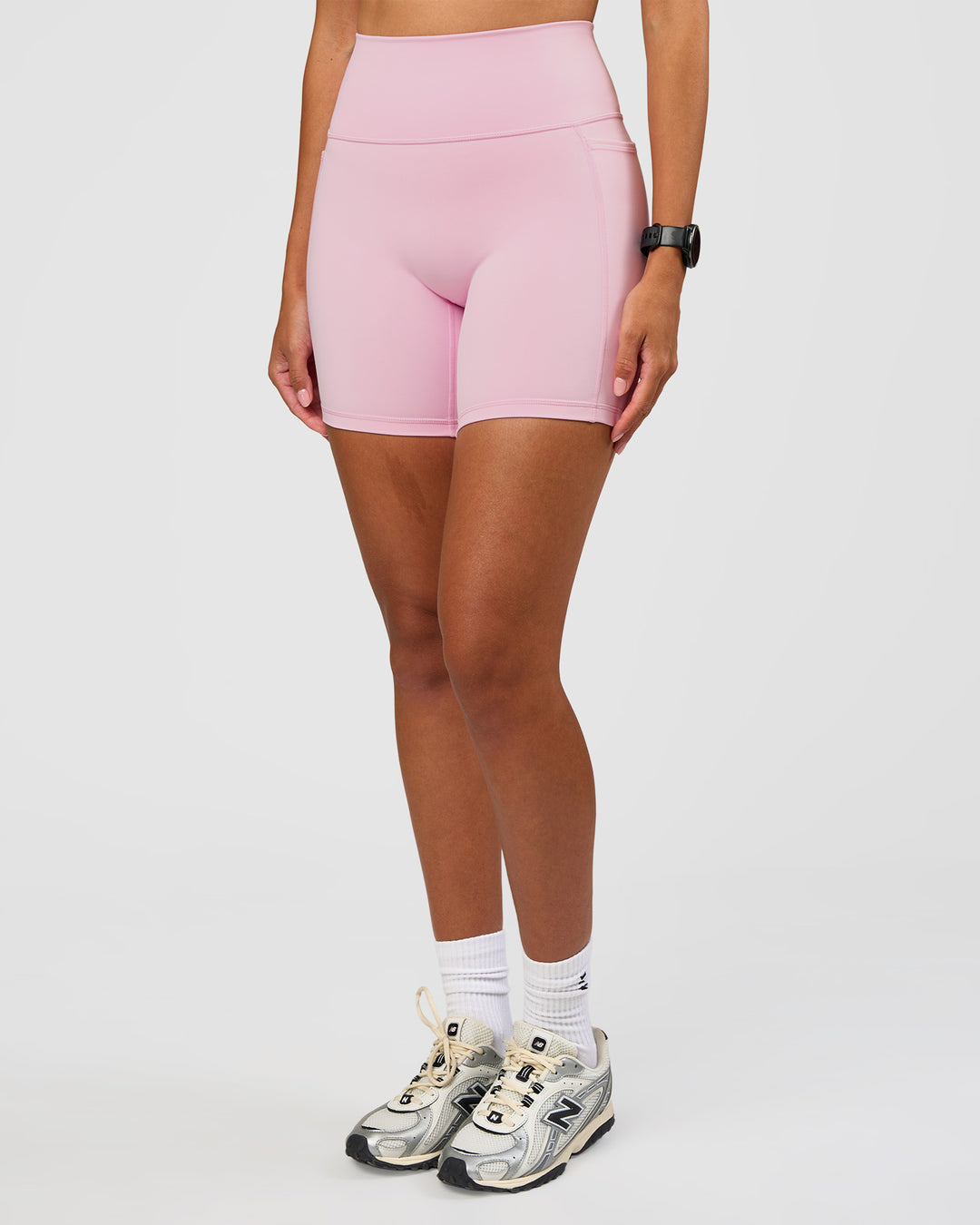 Fusion V-Contour Ultra High-Rise 6" Short Pockets - Marshmallow - view 1