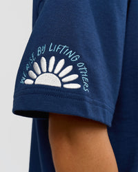 Woman wearing GG Heavyweight Oversized Tee - Future Navy | Model:Grace | Size:S | Thumbnail Index: 9