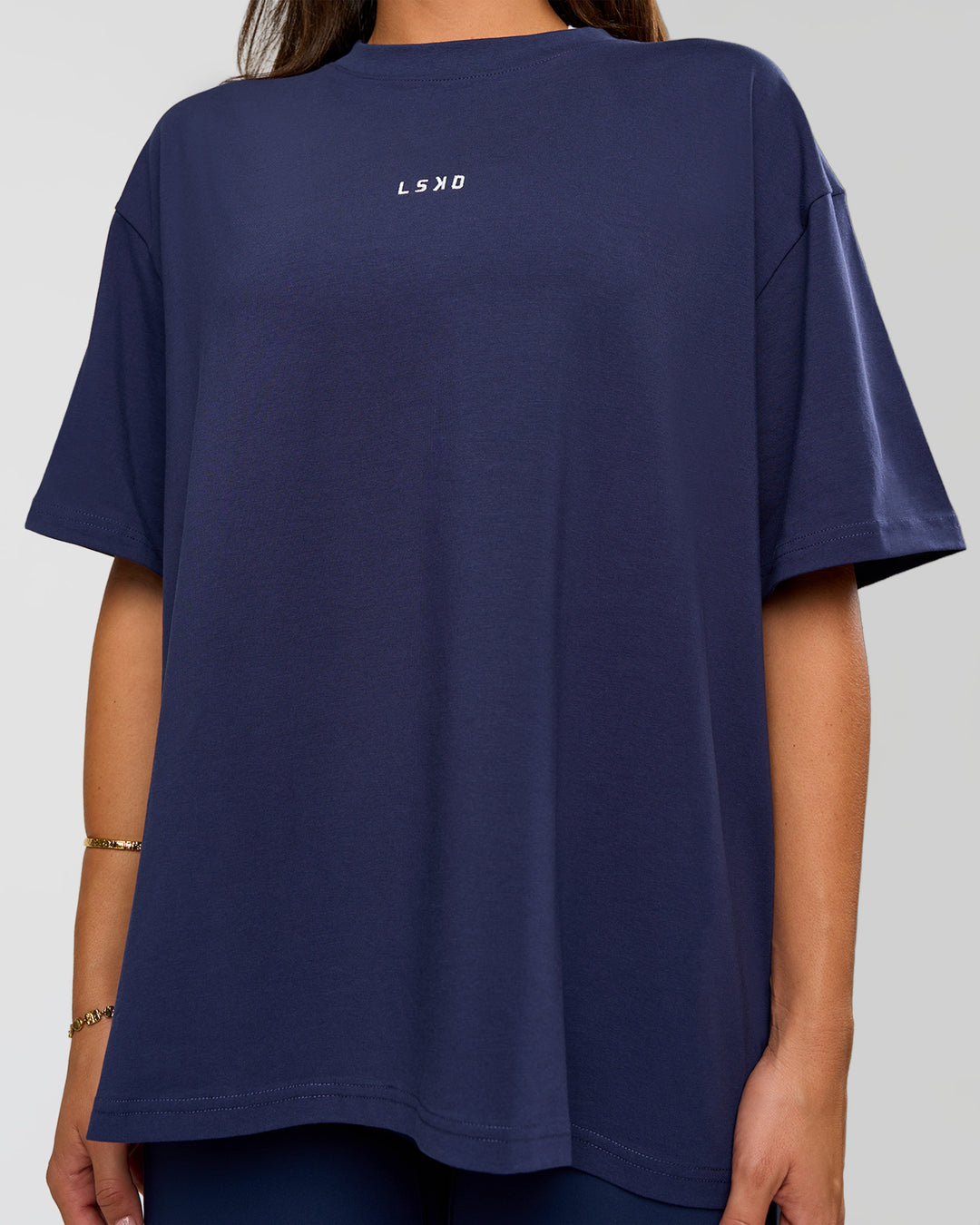 Woman wearing Go-To FLXCotton Oversized Tee - Future Navy-White | Model:Bianca | Size:S - view 6