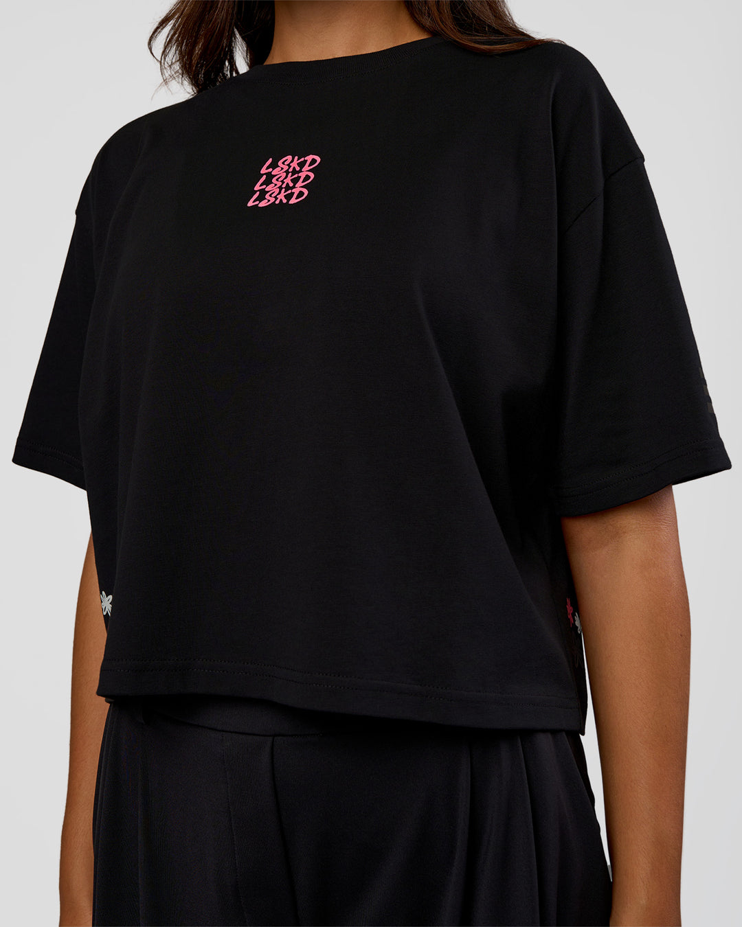 Woman wearing Go-To Heavyweight Reflective Skimmer Tee - Black-Reflective | Model:Kirstyn | Size:S - view 7