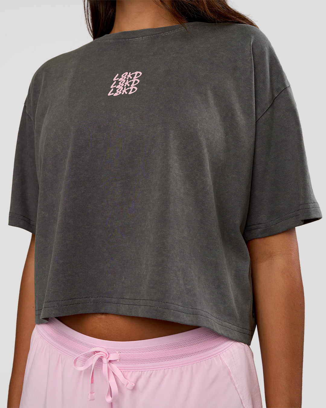 Woman wearing Go-To Heavyweight Reflective Skimmer Tee - Dark Storm Washed-Reflective | Model:Kirstyn | Size:S - view 6