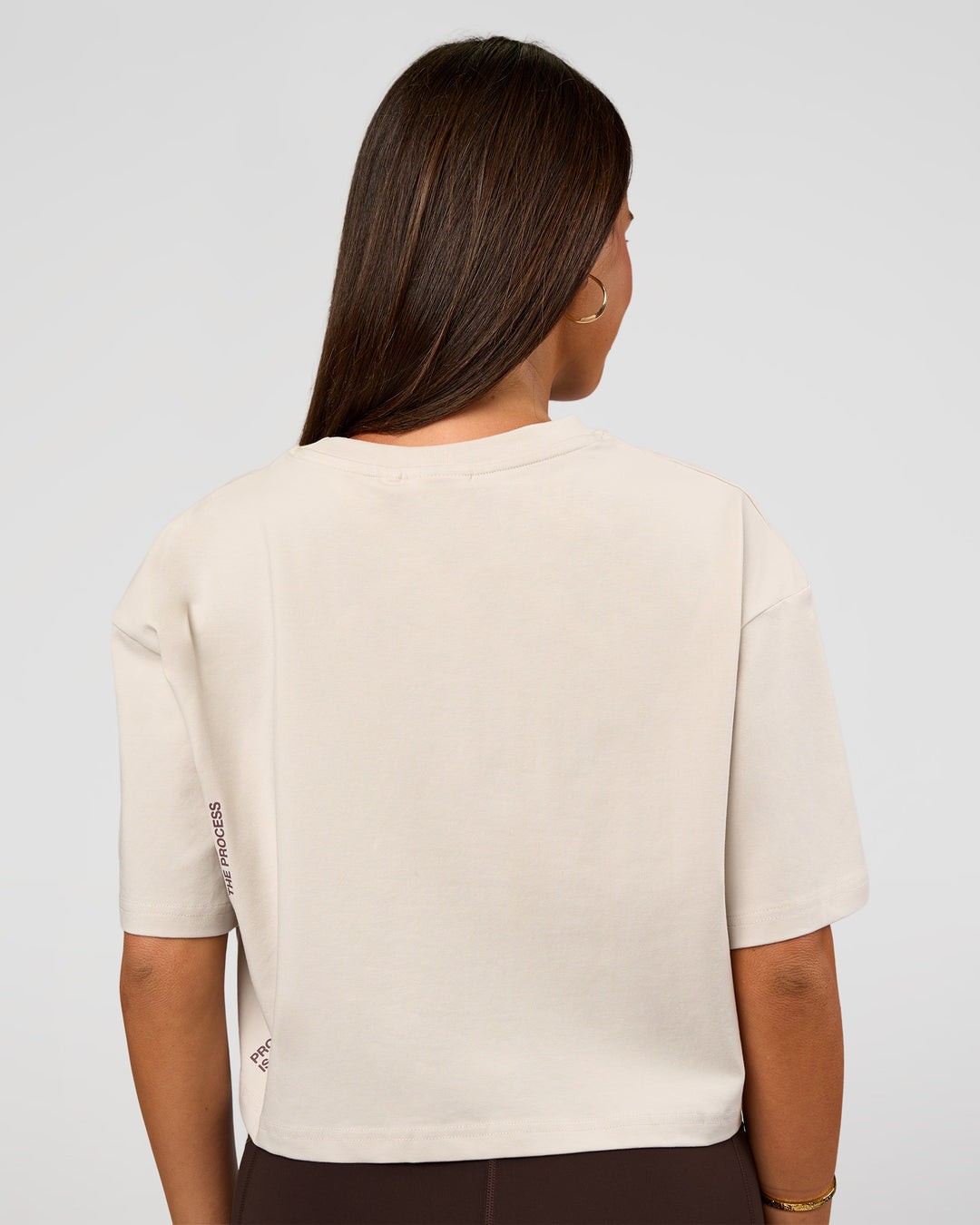 Woman wearing Go-To Heavyweight Street Tee - Clay-Cocoa Powder | Model:Bianca | Size:S - view 4