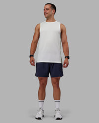 Man wearing Lift 6" Performance Shorts - Future Navy | Thumbnail Index: 4