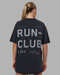 Woman wearing Love The Run FLXCotton Tee Oversize - Black Washed-Circular Grey | Model:Neve | Size:S | Thumbnail Index: 6